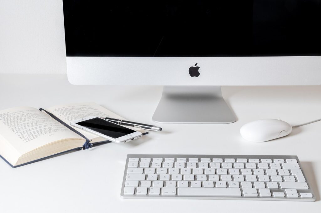 Blogging Myths Debunked